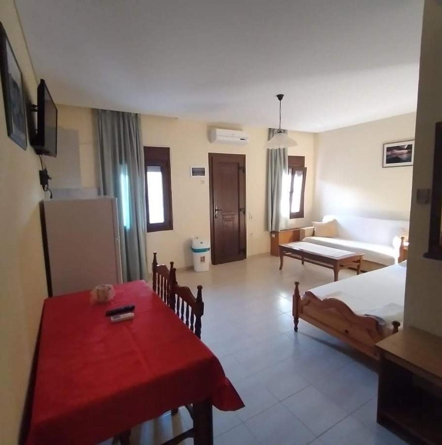 Ta Kalamakia Apartments 瓦捷拉 外观 照片